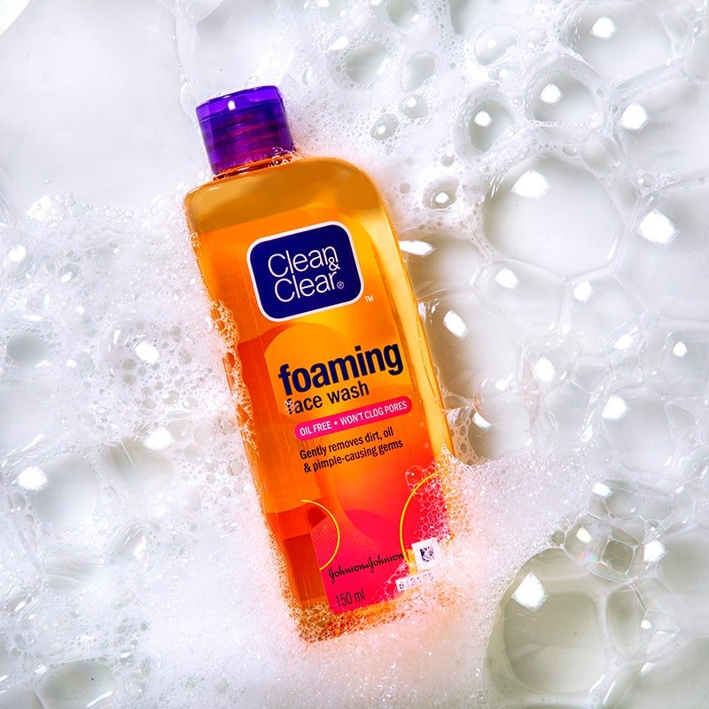 Clean & Clear Foaming Face Wash - 150 g