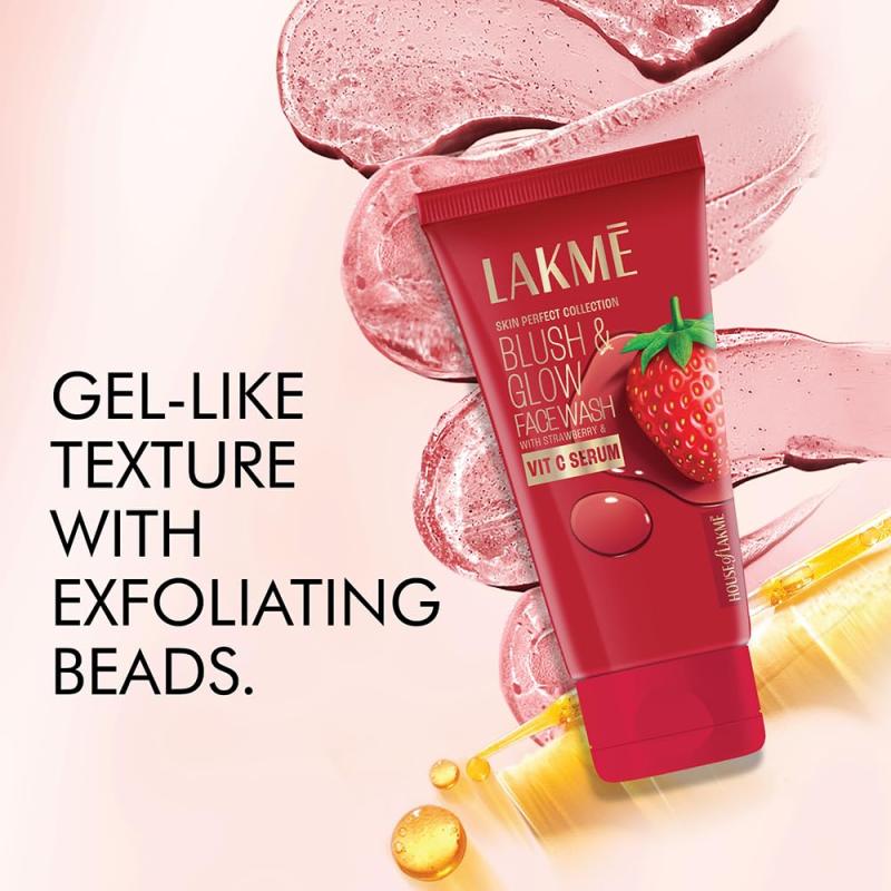 Lakme Blush & Glow Face Wash-Strawberry Blast - 100 g